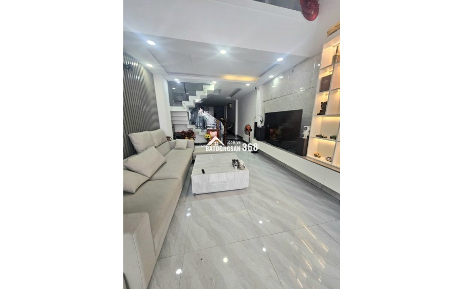 Bàn nhà Hẻm xe hơi ngay Trần Hưng Đạo, Quận 5, 68m2 5 tần 7PN, 13.2 tỷ